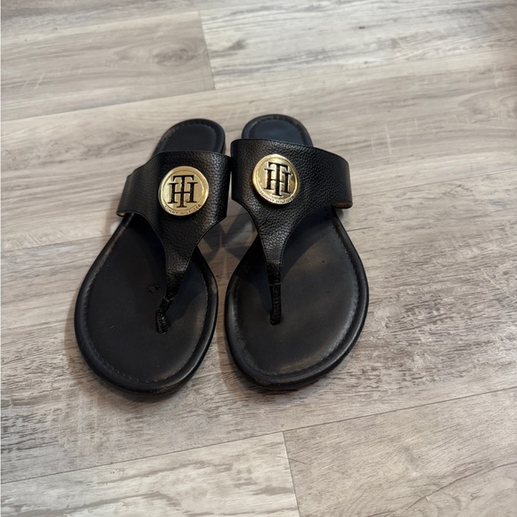 Tommy Hilfiger Black Sandals with Gold Logo - Picture 1 of 3